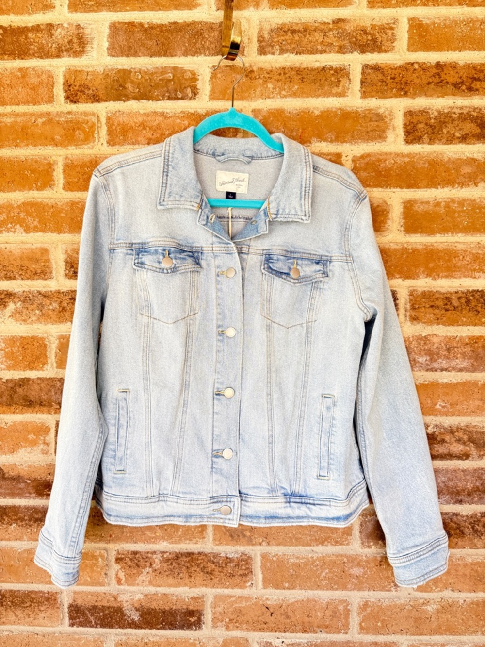 Universal Thread Light Wash Denim Jacket - Pale Blue - Picture 1 of 3